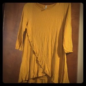 3/4 Sleeve Tunic with Ruffle